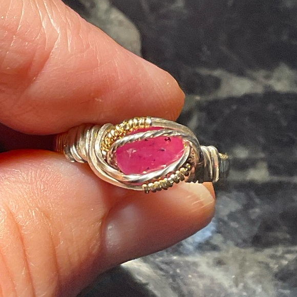 Ruby ring - Picture 3 of 7